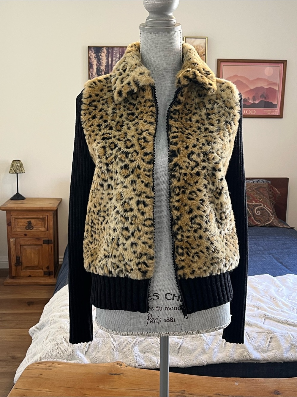 Vintage 90’s/Y2K Animal Print Fax Fur & Sweater Knit Zip Jacket Rayon & Cotton